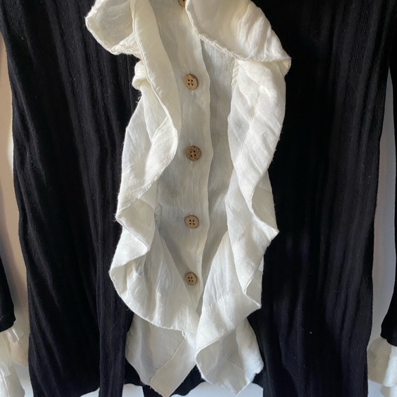 Anthropologie Knitted & Knotted Ruffle Cardigan Black/White Small - Picture 4 of 8